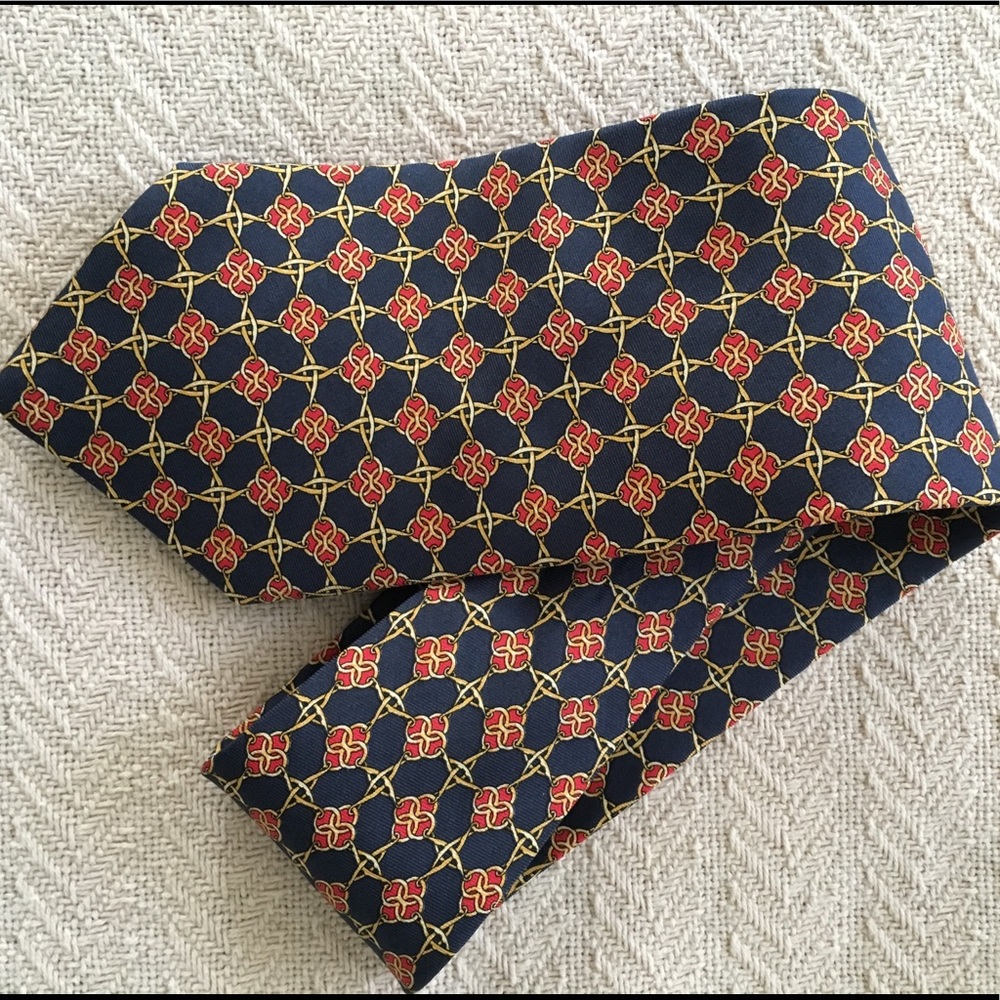 BROOKS BROTHERS NAVY/RED/YELLOW SILK TIE
